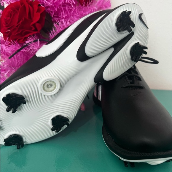 Nike Victory G Golf Shoes – Black/White – Brand New! - Picture 3 of 4